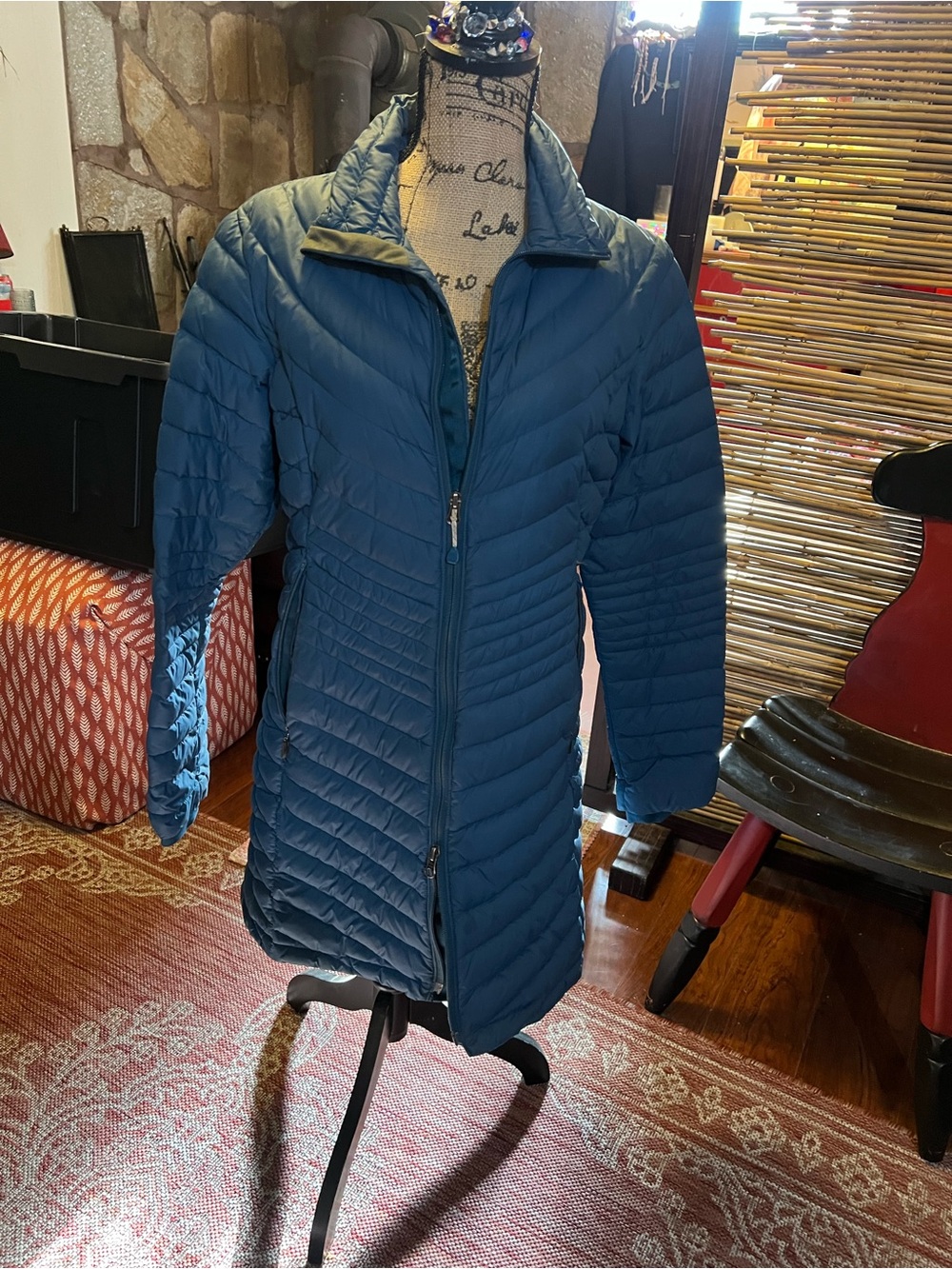 Mountain Hardwear Women's Teal Blue Long Quilted Puffer Coat